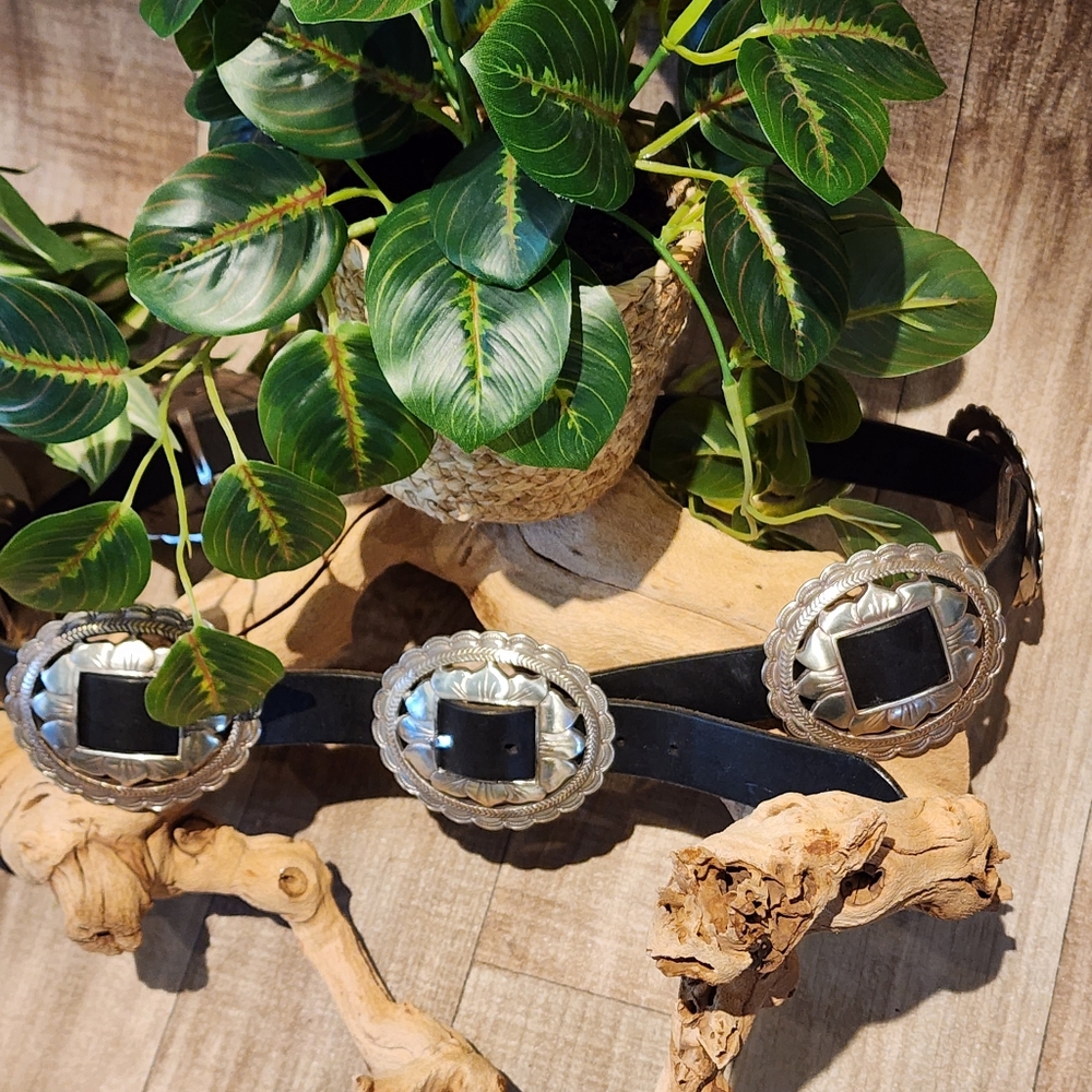 Brighton Black Leather Sunflower Concho Belt - Picture 3 of 15